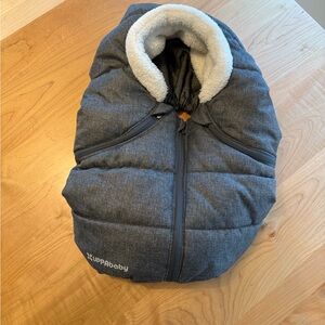 UPPAbaby CozyGanoosh for Aria, Mesa/Mesa V2